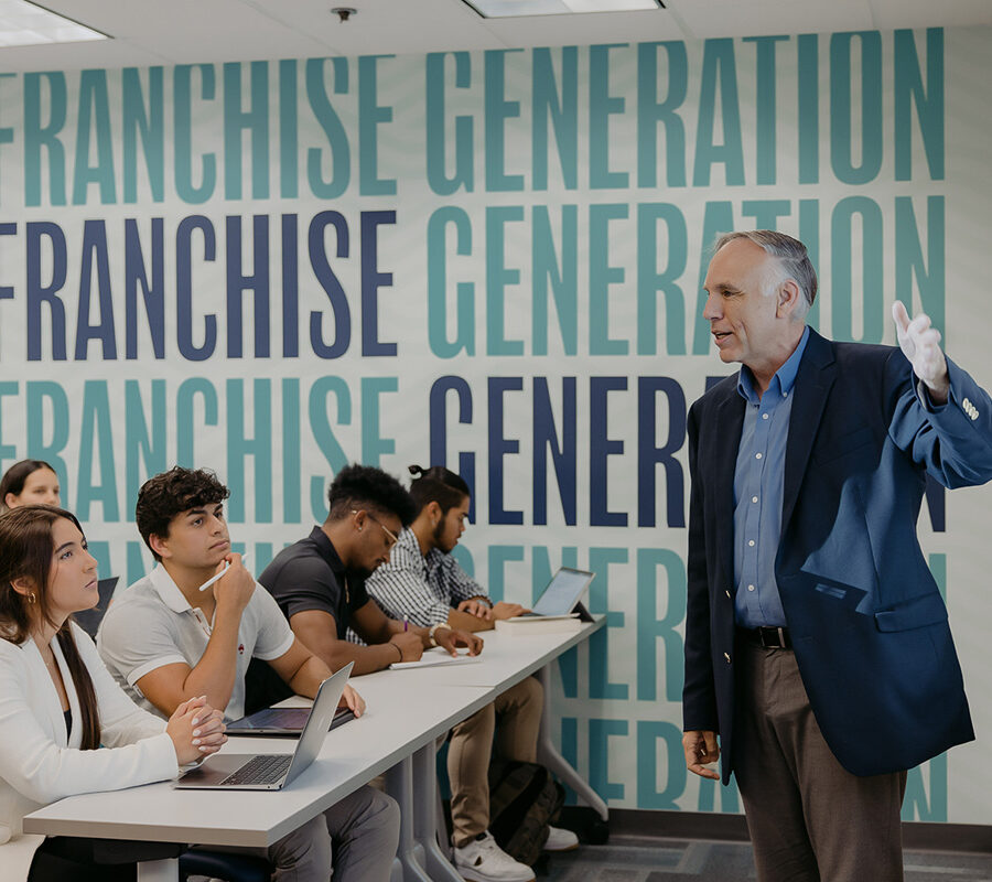 Leadership students attend a classroom lecture.